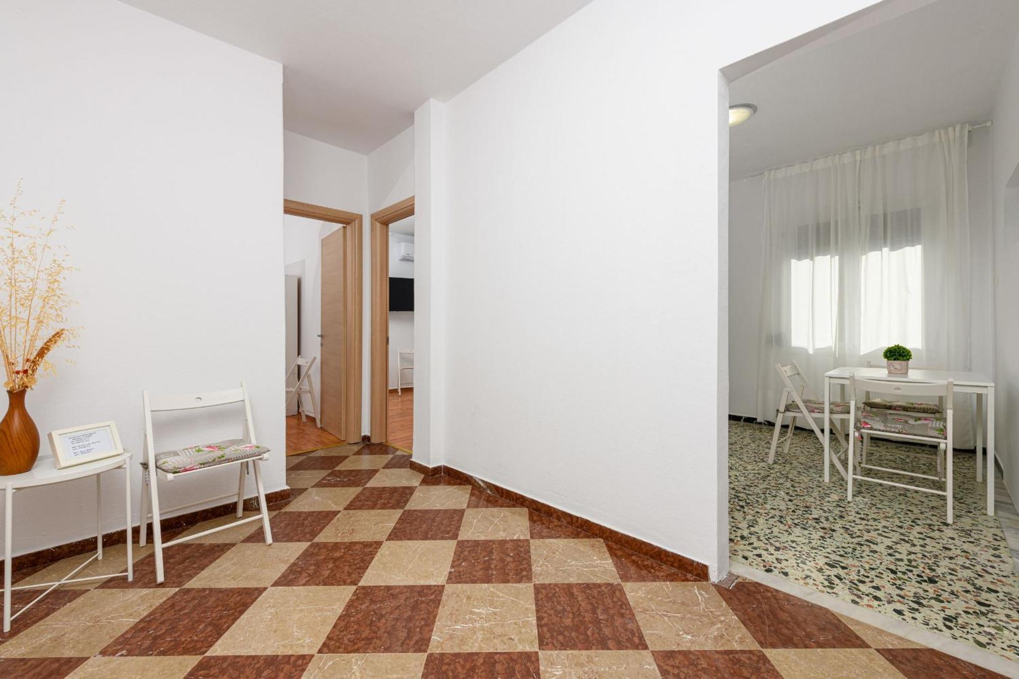 Whitegold Apartments Panagia Panagia  Zimmer foto