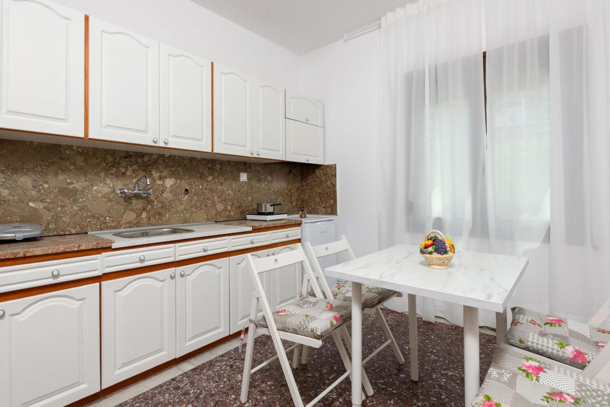 Whitegold Apartments Panagia Panagia  Zimmer foto